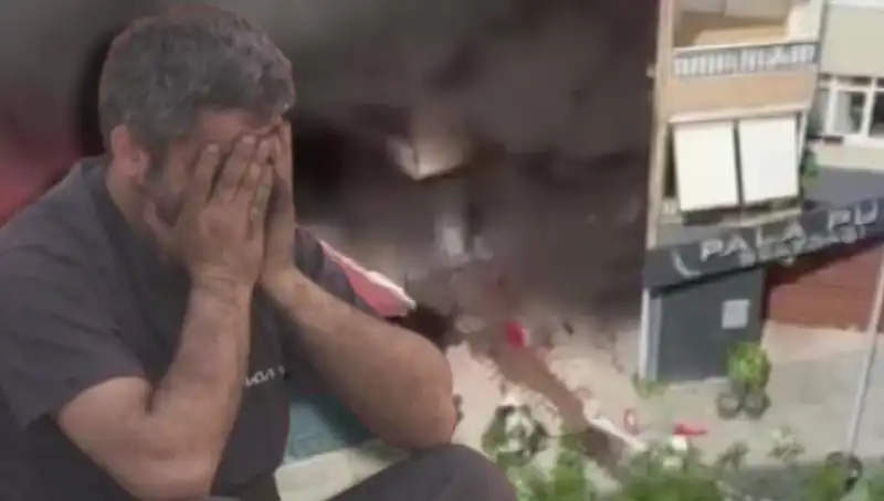 Ataşehir'deki Yangın Felaketi: İş Yeri Sahibi Neden Gözyaşlarına Boğuldu?
