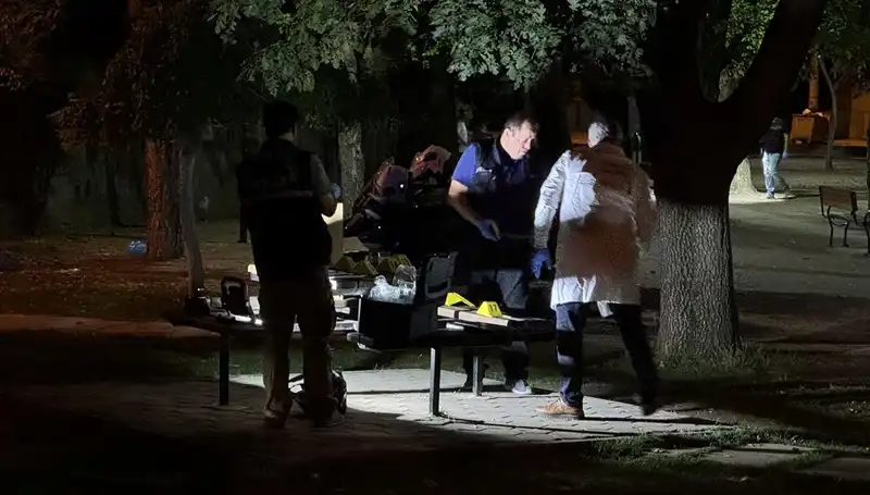 ** Husumet İkiye Ayrıldı: 1 Ölü, 2 Yaralı Olayın Detayları Ortaya Çıktı**