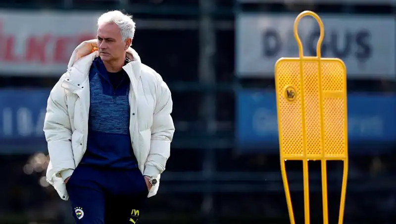 Faturalar Mourinho'ya Çıktı: Futbol Dünyasında Şok Etkisi Yarattı!