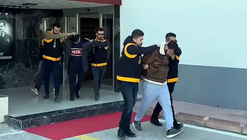 İstanbul’da Silah Şirketine Soygun Girişimi: İki Şüpheli Tutuklandı!