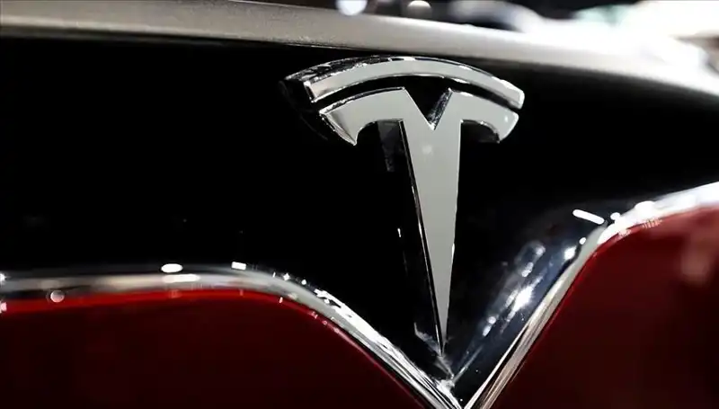 Tesla’da Kriz Büyüyor: Ucuz Model ve FSD İhtiyacı Gündemde
