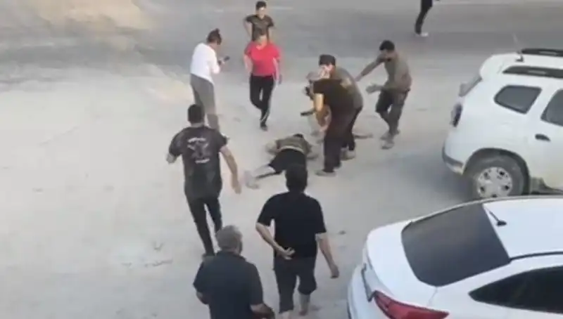 Hatay'da Kavga Faciası: Tarafları Ayırmaya Çalışan Gencin Ölümü