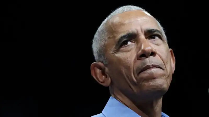 Obama'nın Çarpıcı Açıklaması: Uzaylıların Gerçek Olup Olmadığını Tartışıyor