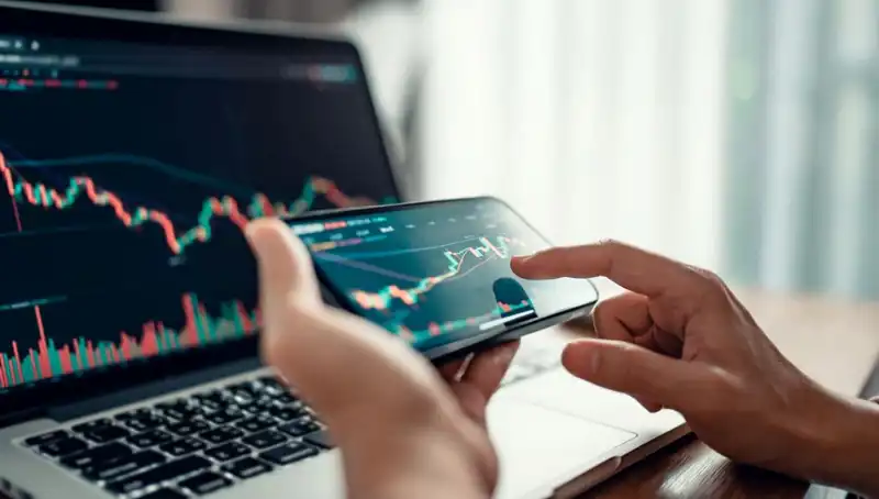 Kripto Para Piyasasında Endişe Verici Düşüş: Nedenleri ve Etkileri