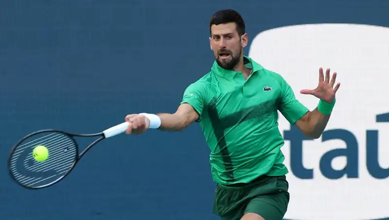Djokovic, Tenis Tarihinde Yeni Rekorlar Kırarak Tarihe Geçiyor