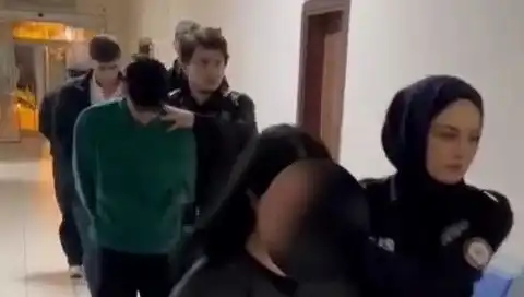 Silah Zoruyla Telefon Gaspı Yapan 5 Şüpheli Adliyeye Sevk Edildi
