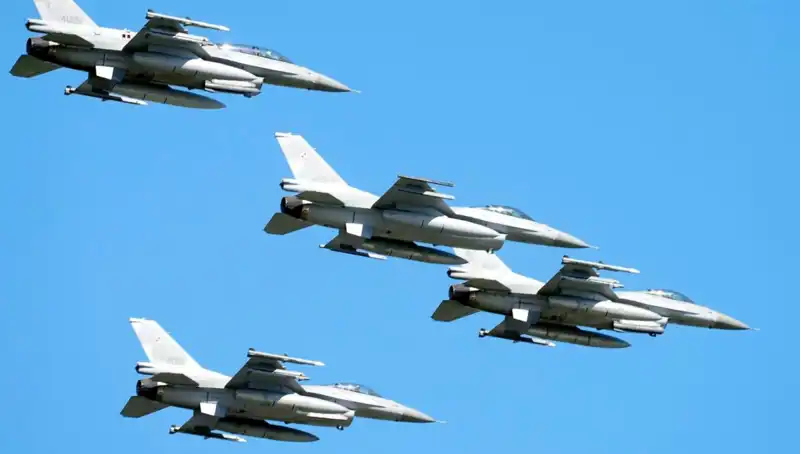 ABD’nin F-16 Planı: Ukraynalı Pilotlara 310 Milyon Dolarlık Eğitim Süreci