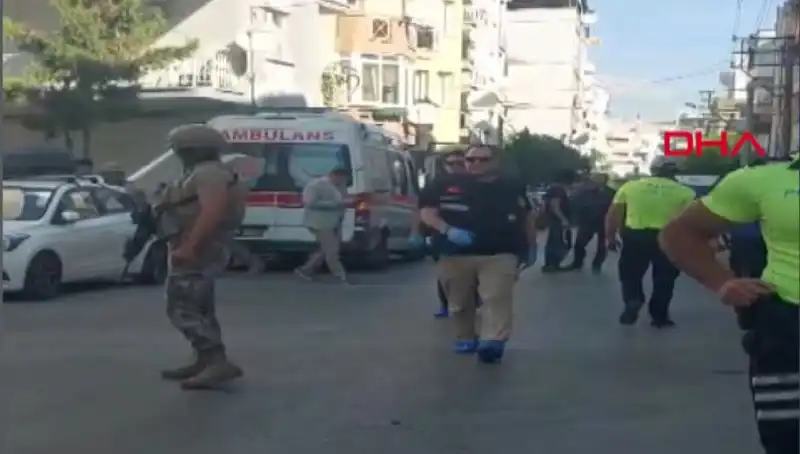 İzmir'deki Silahlı Saldırı: Karakolda İki Şehit ve Bir Yaralı
