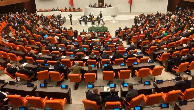 TBMM'de Hız Kesmeyen Komisyonlardan Önemli Kararlar Geliyor