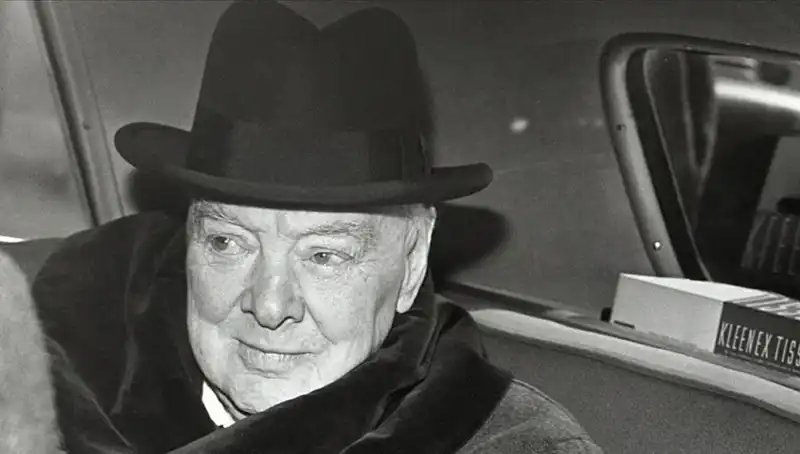 Churchill’in Bekar Evi Satışta: Tarihi Konut 3,75 Milyon Sterline Satılmayı Bekliyor