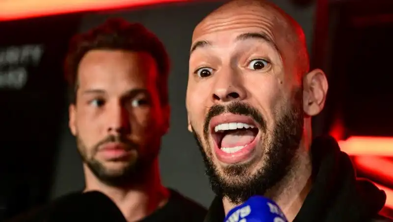 Cinsel İstismar Suçlusu Influencer’ın Romanya’ya Dönüşü Sırasında Şok Açıklamalar