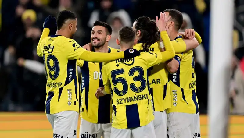 Kadıköy'de Futbol Şöleni: Bu Maçta Her Şey Belirleniyor!
