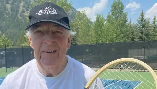 Avustralyalı Tenis Efsanesi Fred Stolle 86 Yaşında Hayatını Kaybetti