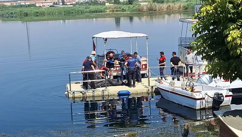 Fırat Nehri'nde Şok Edici Keşif: Erkek Cesedi Bulundu!
