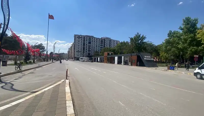 Elazığ'da Sokaklar Neden Boş Kaldı? Şehirdeki Sessizliğin Sırrı