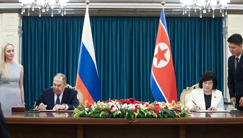 Rusya ve Kuzey Kore: Lavrov'un Çarpıcı Görüşmesi ve Sonuçları