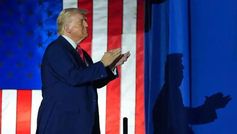 Trump, 100 Günde 100 Yılın Değişimini Sağladığını İddia Ediyor