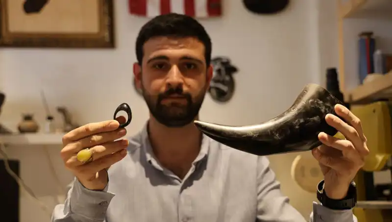 Türk Savaşçıların Gizli Silahı: Manda Boynuzundan Yapılan Ekipmanlar