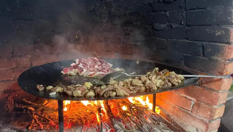 Türkiye'nin Dört Bir Yanından Gelenek: Dualı Güveç Festivali