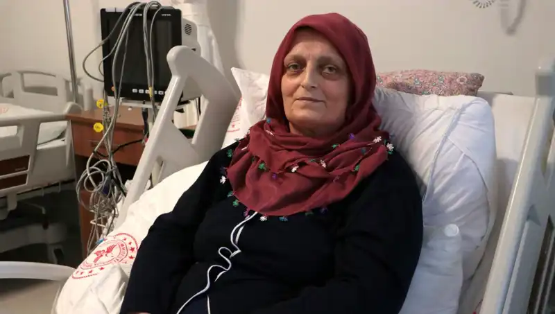 Hayat Mücadelesi: Meme Kanserini Yenen Kadın Aort Kapağı Ameliyatıyla Hayata Döndü