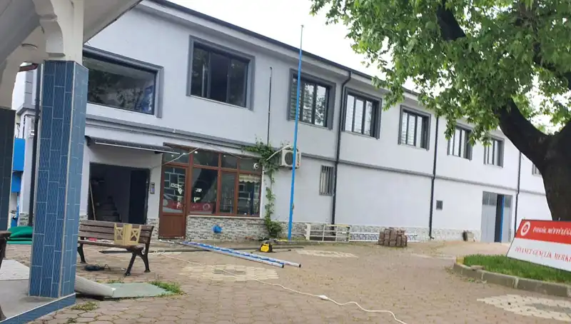 Tabela Takarken 3 Metreden Düşen Çalışanın Sağlık Durumu Merak Ediliyor