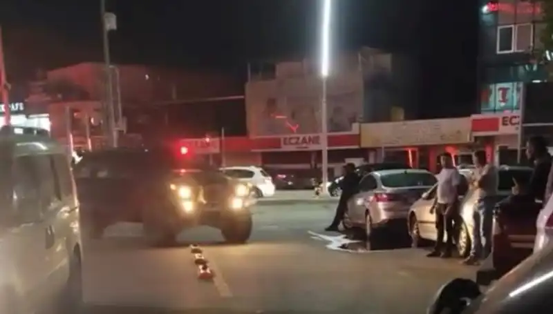 Kanlı Aile Draması: Kardeş Kardeşi Öldürdü, Annesi Yaralı!