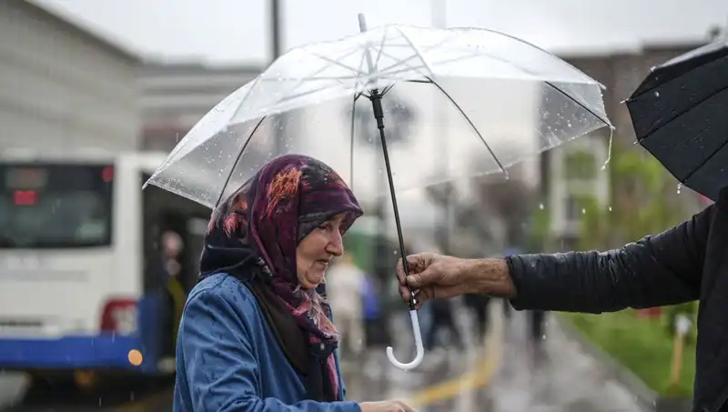 Tüm Ülke Genelinde Şiddetli Yağış ve Gökgürültüsü Uyarısı: Hava Durumu Ne Olacak?