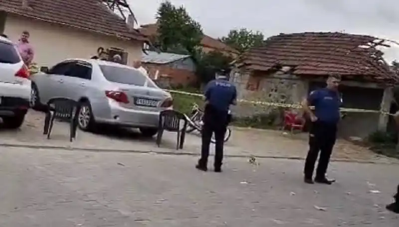 Kadın Cinayetinin Ardındaki Gizem: Katil Tuvalette Ele Geçirildi