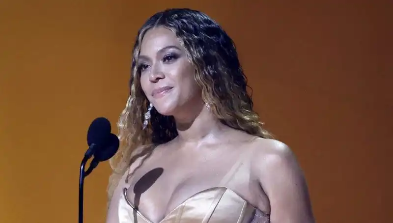 Beyoncelogusu: Yayımlanmamış Şarkıları Çalınan Ünlü İsimle Neler Oluyor?