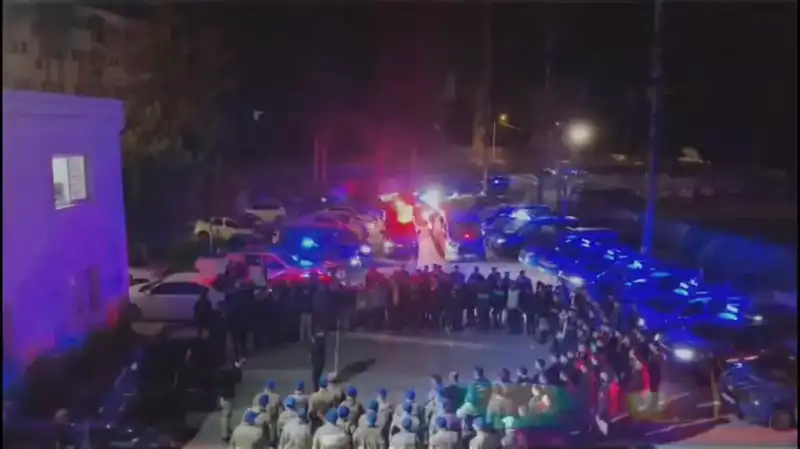 Uyuşturucu Kaçakçılığına Dev Operasyon: 123 Torbacı Yakalandı