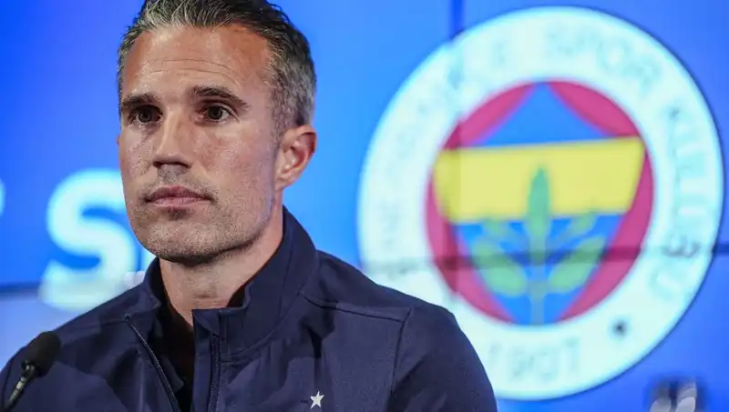 Robin van Persie, Fenerbahçe Maçını Değerlendiriyor: Tur Şansı Hakkında Şok Açıklama
